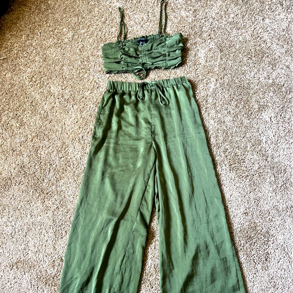 Forever 21  flared silk pants and crop top set